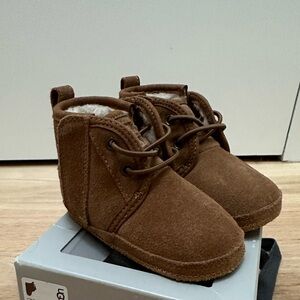 Ugg boots size Baby 2-3